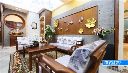 淺析天地和與透明家裝 模式解析與優(yōu)劣勢對(duì)比